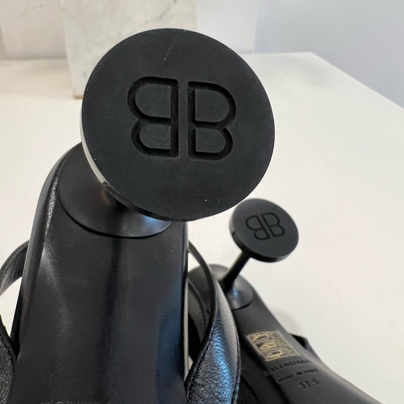 Balenciaga Afterhour Leather Logo Print Sandals - Picture 11 of 12